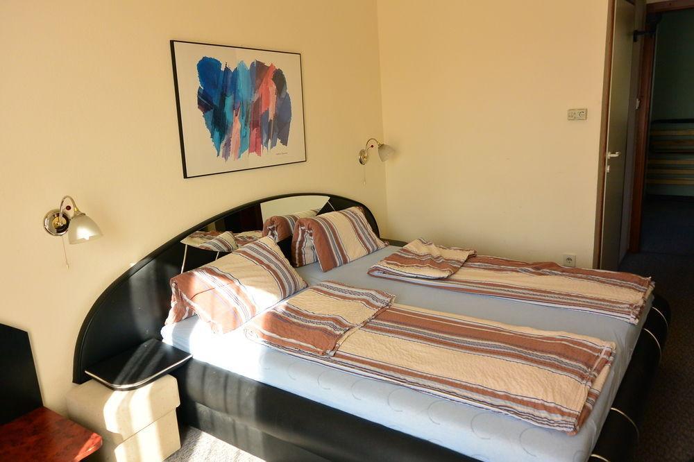 Bed and Breakfast Belle Fleur Panzio à Budapest Extérieur photo
