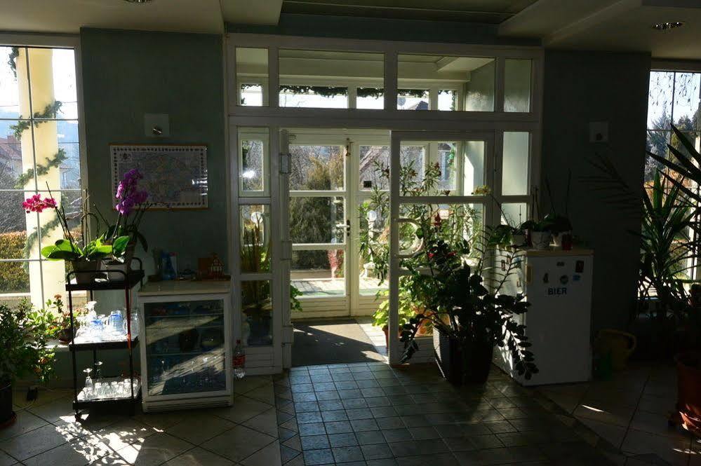 Bed and Breakfast Belle Fleur Panzio à Budapest Extérieur photo